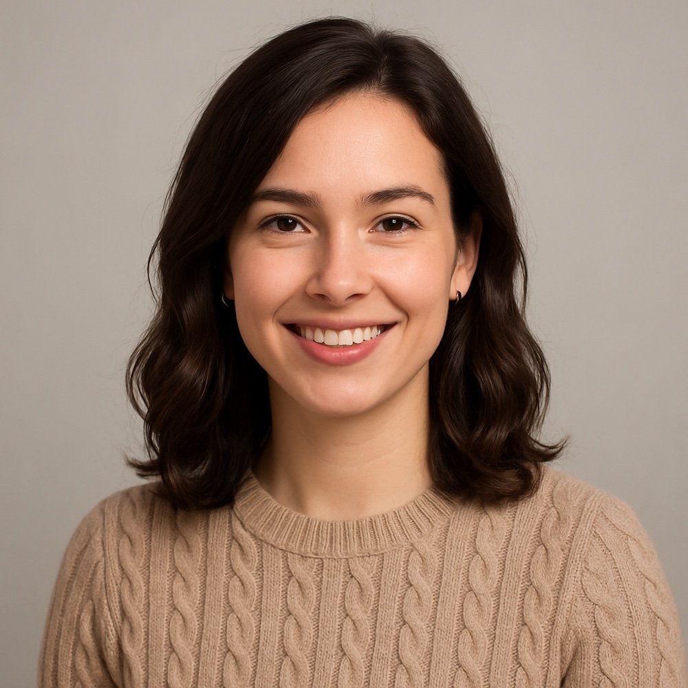 Portrait von Lea Hoffmann, KI-Integrations-Spezialistin bei Weboro Media